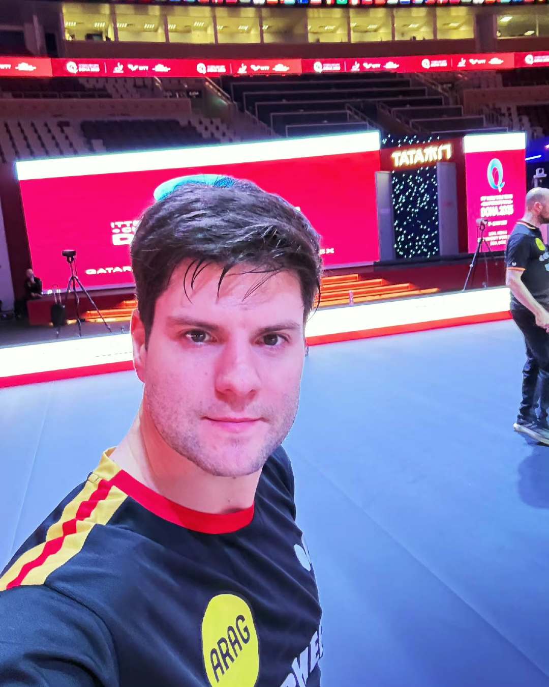 中国乒乓球队爆冷瑞典乒乓球队，奥恰洛夫送出助攻