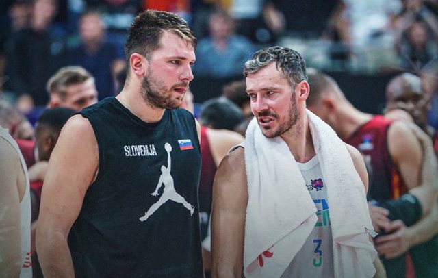 日本队力克法国队，李梓嘉带队取胜