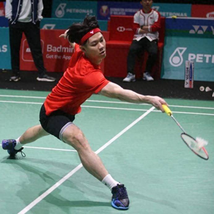 日本队横扫马来西亚队,李梓嘉惊艳四座 日本队横扫马来西亚队,李梓嘉惊艳四座