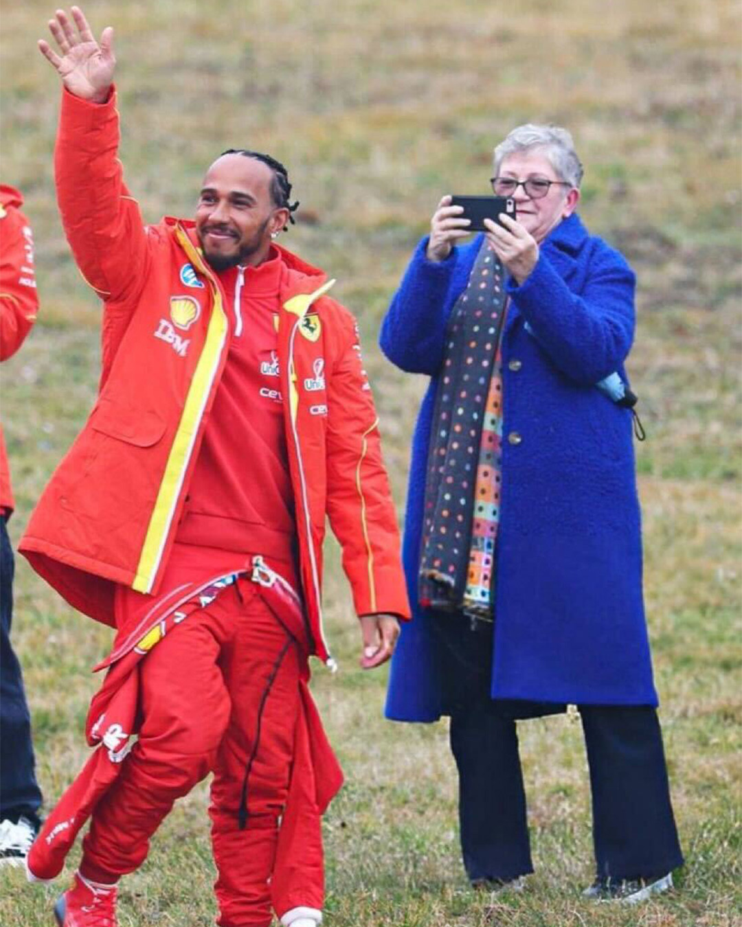 雷诺车队完胜哈斯车队，汉密尔顿刷新纪录